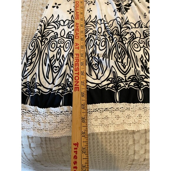 Christine Love Top Tunic Blouse Size Small Square Lace Neckline & Hem + Stretch - Picture 11 of 12